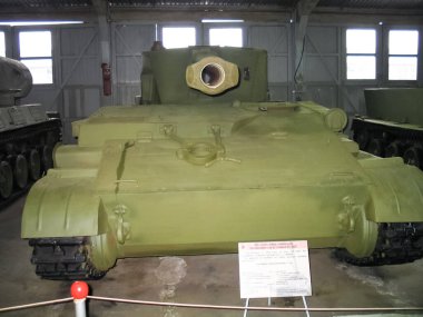 Kubinka, Rusya - 12 Haziran 2011: Zırhlı araç açık havada ve Hangarlar Kubinka Moskova yakınlarındaki Müzesi.