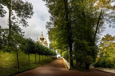 Petergof, Petersburg, Rusya - 28 Haziran 2017: Petergof, şehir içi belediye Federal öneme sahip Petersburg kentinin Petrodvorets ilçesinin bir parçası olarak mimarlık