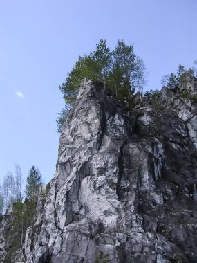 Mermer ocağı, Madencilik mermer sanayi ihtiyaçları için.