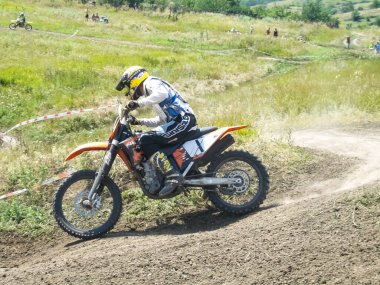 Moskova, Rusya - 23 Temmuz 2018: Moskova dışında yer alan motodrome, Motocross Yarışması. Spor motosiklet