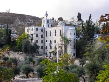 Jerusalem, İsrail - 23 Mayıs 2013: Kudüs şehri, şehir ve İsrail, dini semboller ve Binalar şehrin sokaklarında.