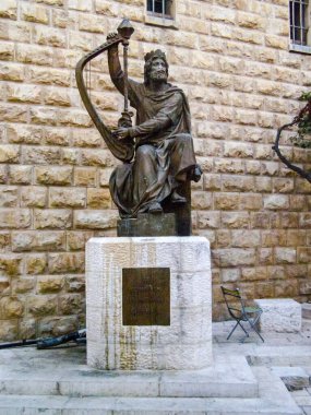 Jerusalem, İsrail - 23 Mayıs 2013: Kudüs şehri, şehir ve İsrail, dini semboller ve Binalar şehrin sokaklarında.