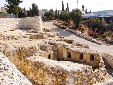 Jerusalem, İsrail - 23 Mayıs 2013: Kudüs şehri, şehir ve İsrail, dini semboller ve Binalar şehrin sokaklarında.