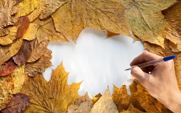 Scrittura a mano su una lista cartacea — Foto Stock