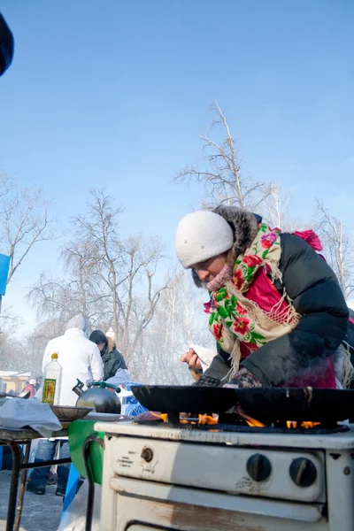 ペンザ, ロシア連邦 - 2 月 14 日。-ざんげ節 (maslenit のお祝い — ストック写真