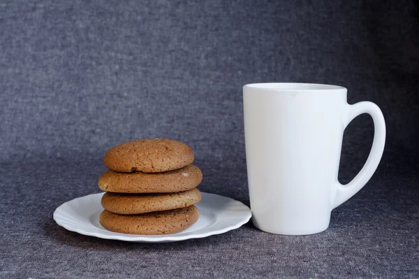 Galletas de avena y té — Foto de Stock