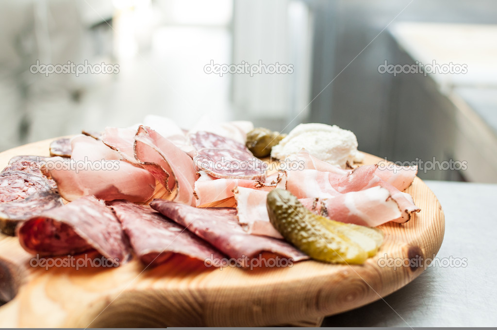 Traditional italian cold cuts appetizers — Stock Photo © PaoloSartori 18010587