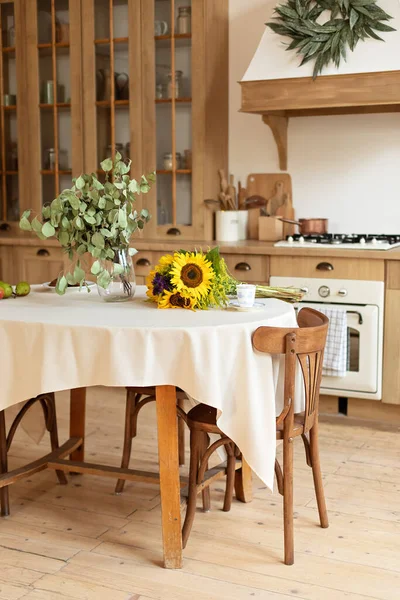 Cucina Scandinava Design Interni Con Tavolo Rotondo Sedie Elegante Sala — Foto Stock