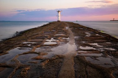 Deniz feneri yel Stawa Mlyny, Swinoujscie, Baltık Denizi, Polonya
