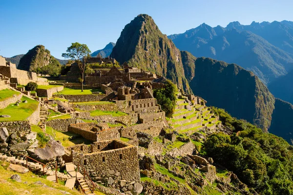 Machu Picchu sin gente - ciudad perdida del Imperio Inca - Perú — Foto de Stock