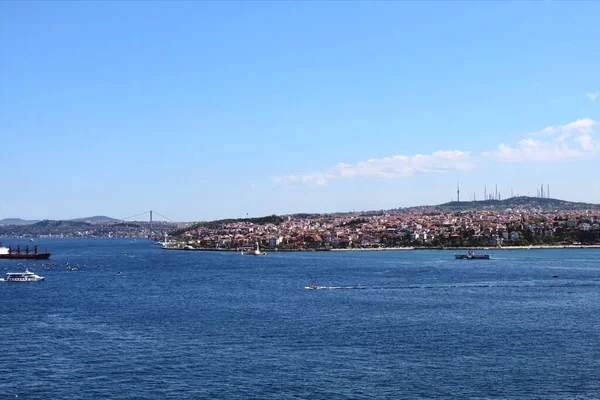 Türkiye, İstanbul, Boğaz 'da gemiler