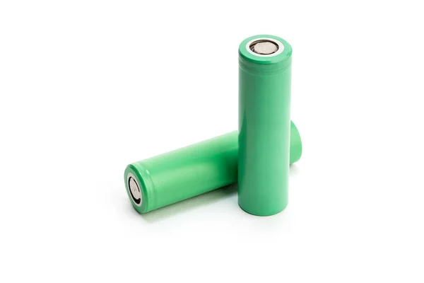 Para Zielonych Baterii Białym Tle Pusta Bateria Litowo Jonowa 18650 — Zdjęcie stockowe