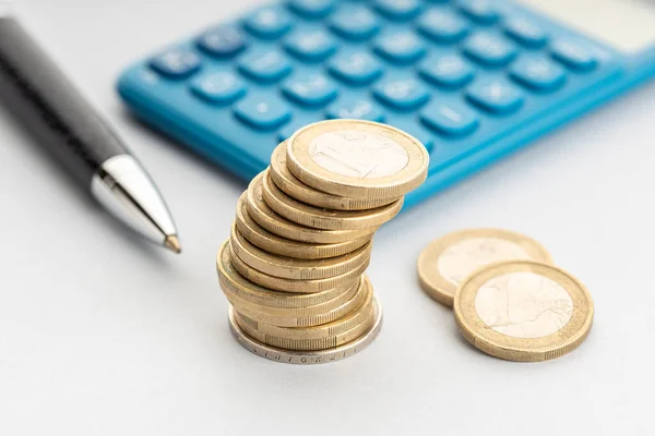 Euro Argent Calculatrice Sur Table Fiscalité Finance Économie Investissement Sur — Photo