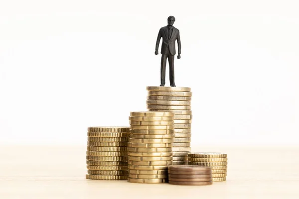 Riqueza Ganar Dinero Concepto Crecimiento Salarial Figura Hombre Negocios Pie —  Fotos de Stock