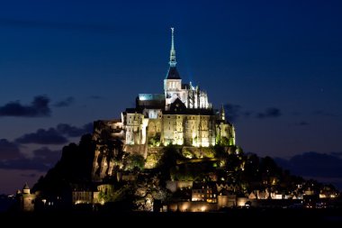 gece Mont-Saint-Michel
