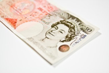 Kraliçe elizabeth üzerinden 50 pound sterling