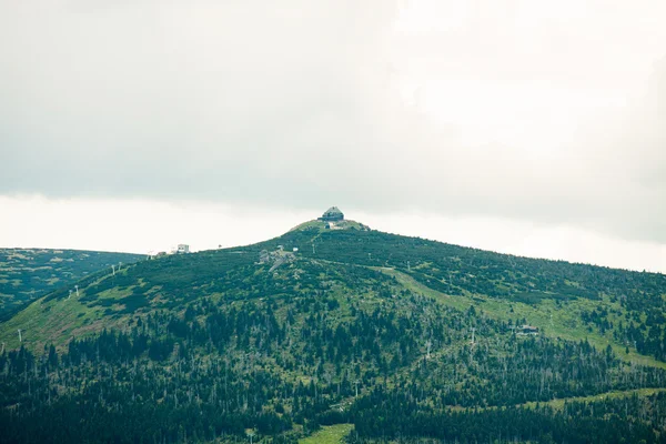 Riesenpanorama der Berge — Stockfoto