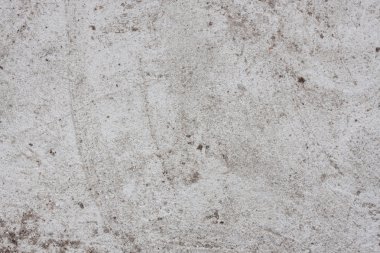 delikten gri beton duvarla kısmını