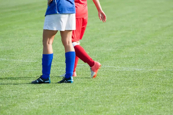 Soccer player kicks the ball — Stock Photo, Image