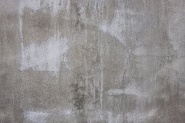 delikten gri beton duvarla kısmını