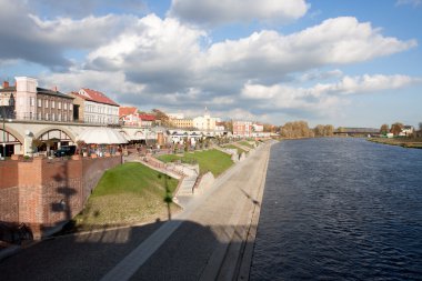 Bulvarı - gorzow wielkopolski - Polonya değer Nehri üzerinde