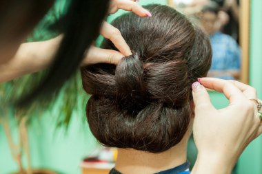 Kuaför, saç tarama