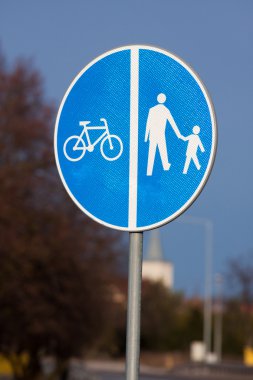 yol işareti yol bisiklet yürüyüş