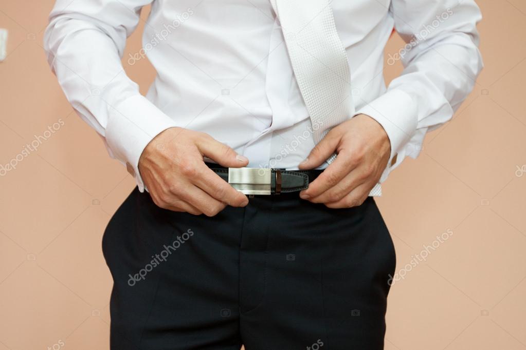 Dress up a belt with buckle