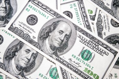 arka plan olarak 100 dolarlık banknottan Amerikan Doları
