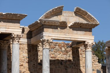 Merida Roma Tiyatrosu 'nun binasının sütunları ve mimarisi, Unesco tarafından Merida Arkeoloji Topluluğu' nun bir parçası olarak dünya mirası ilan edilmiştir.