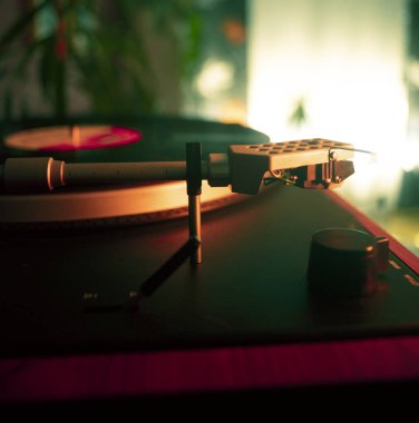 Uyum sağlama koleksiyonu dj remix parçaları için Retro vinil albüm kapağı deign fotoğraf.