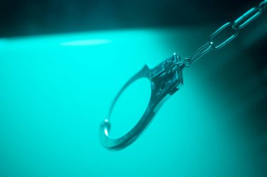 BDSM polis kelepçeleri seksi yetişkin aşkı erotik oyunlar için eğlenceli.
