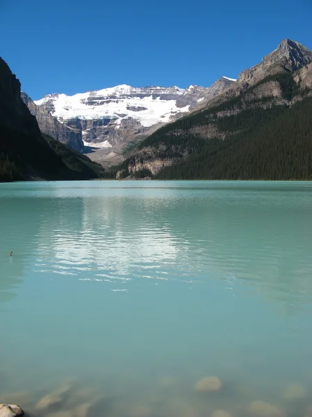 En sträcka av lake louise — Stockfoto