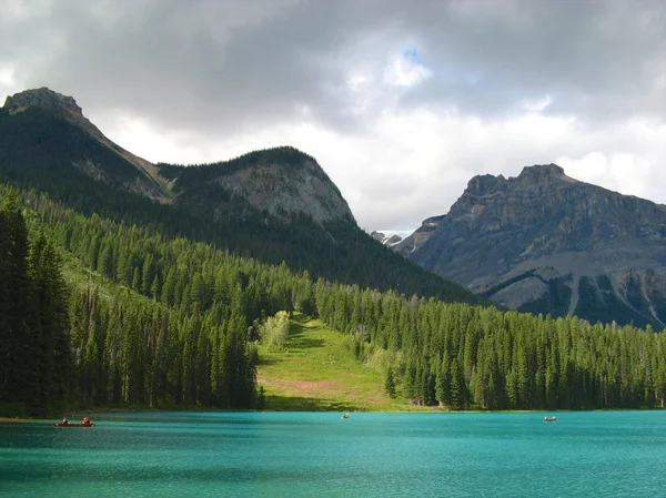 Lago Esmeralda al anochecer 2 — Foto de Stock