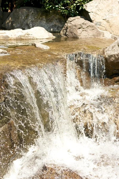 Japanese Garden Cascades closeup 1 LT — Stock Photo, Image