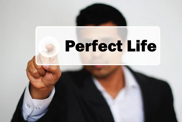Profesional masculino que elige la vida perfecta haciendo clic en el botón blanco brillante — Foto de Stock