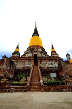 Wat Yai Chai Mongkol.