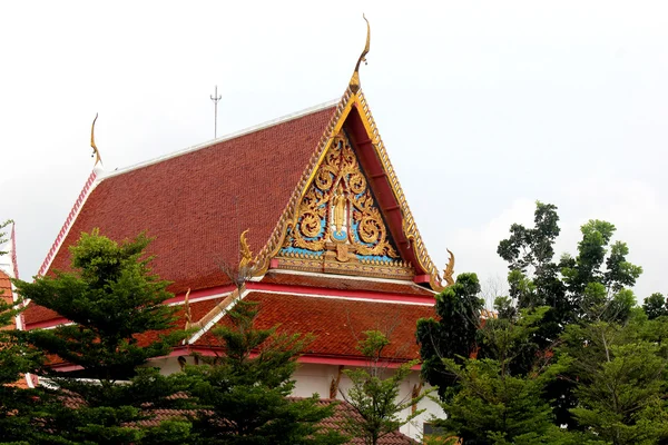 Toit temple thaïlandais . — Photo