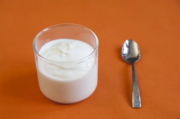 Organik soya yoğurt görmek