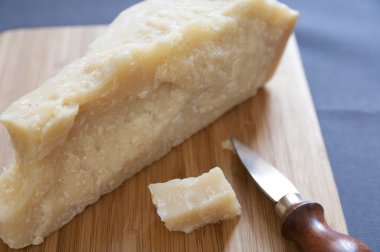 parmesan peyniri görmek