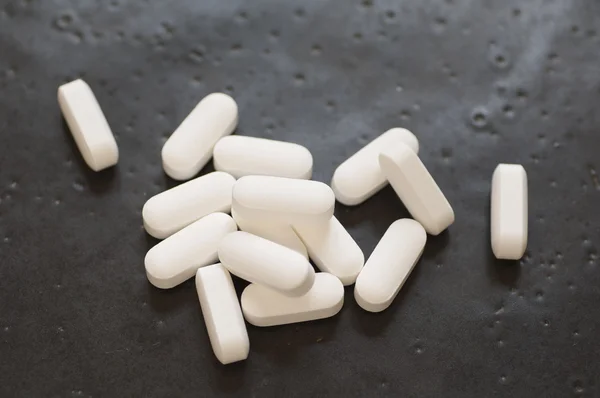 glutamin tablet yakından görmek