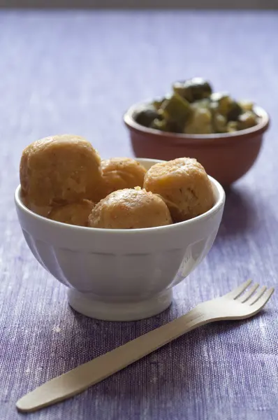 Organik nohut falafel kabak ile yakından görmek