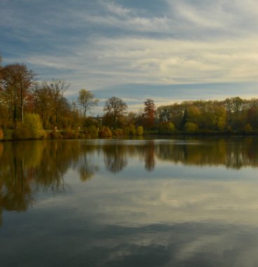 Enghien parkının güzel manzarası