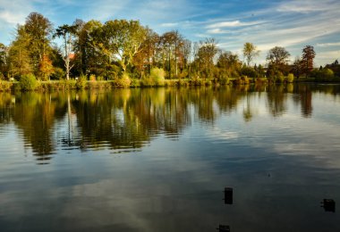 Enghien parkının güzel manzarası