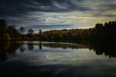 Enghien parkının güzel manzarası