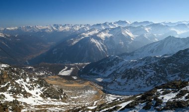Stelvio Ulusal Parkı 'nın güzel manzarası