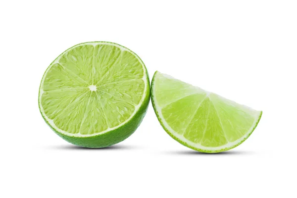 Yeşil kireç beyaz arkaplan izole edilmiş kırpma yolu