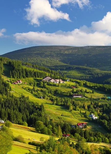 Beau paysage d'un relief de montagne de Krkonose — Photo