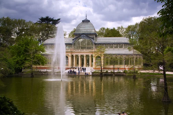 Hotel Cristal palace w retiro park, Madryt, Hiszpania — Zdjęcie stockowe