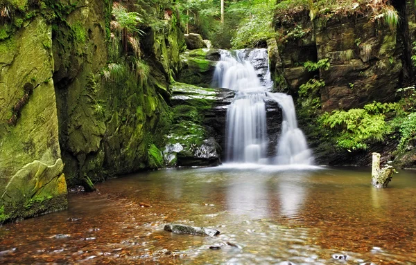 Waterfall in Resov in Moravia, Czech republic — Stock Image Waterfall in Resov in Moravia, Czech republic Royalty Free Stock Photos
